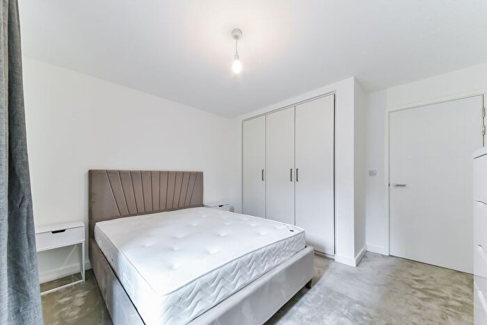 1 Bedroom Flat To Rent In Beaufort Square, Beaufort Park, Colindale, London, NW9