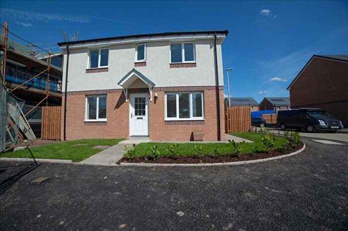 4 Bedroom Detached House To Rent In Twister Crescent, Stonehouse, ML9