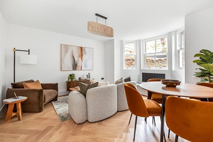 3 Bedroom Flat For Sale In Evergreen Place, SE23