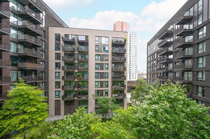 2 Bedroom Flat For Sale In Legacy Building, Embassy Gardens, Nine Elms, London, SW11