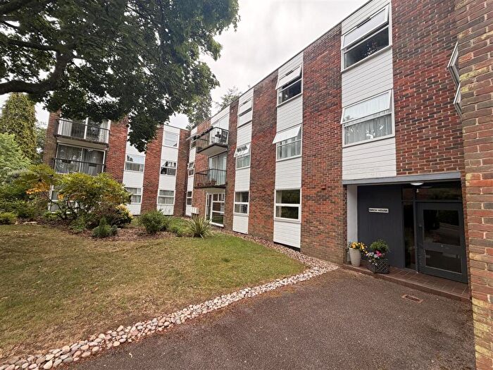 2 Bedroom Apartment To Rent In Birch House, Lingwood Close, Southampton, SO16
