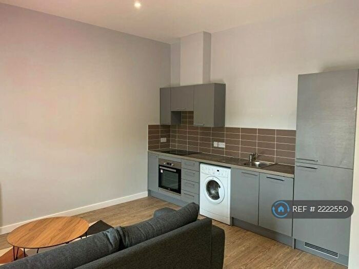 1 Bedroom Flat To Rent In Barham Lodge, Buckingham, MK18