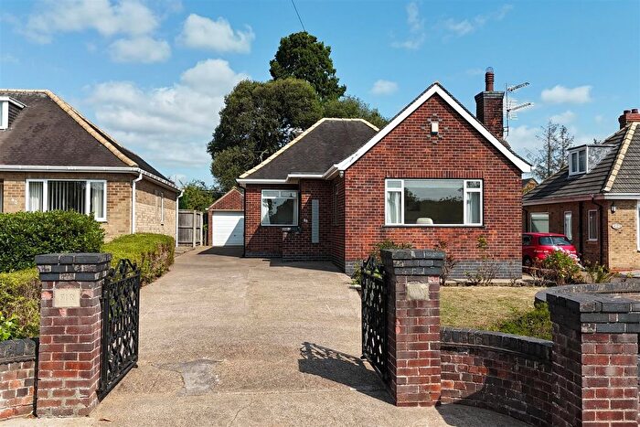 3 Bedroom Detached Bungalow For Sale In Woodland Drive, Anlaby, Hull, HU10
