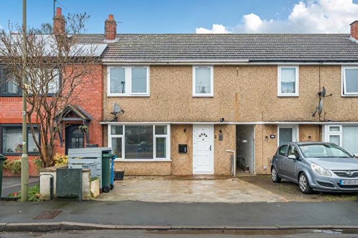 3 Bedroom Terraced House For Sale In Cherwell Avenue, Kidlington, OX5