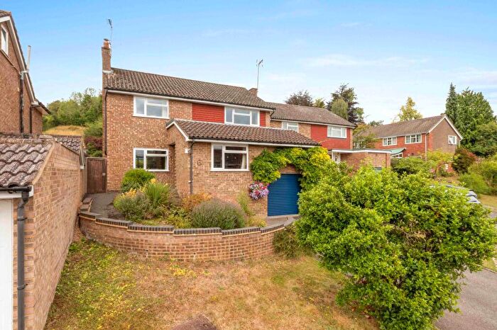 4 Bedroom Detached House For Sale In Burnham Road, Hughenden Valley, HP14