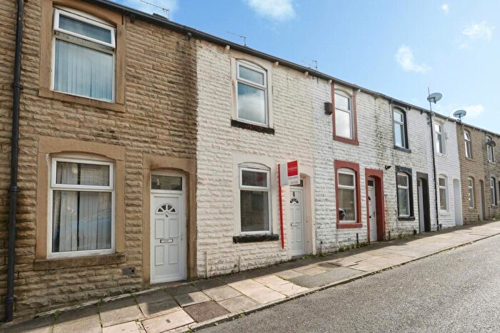 2 Bedroom Terraced House For Sale In Parkinson Street, Burnley, Lancashire, BB11