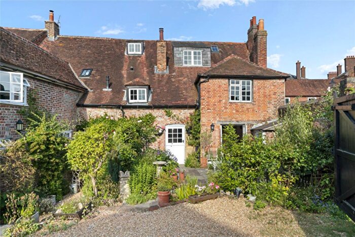 6 Bedroom End Of Terrace House For Sale In Tower Street, Chichester, West Sussex, PO19
