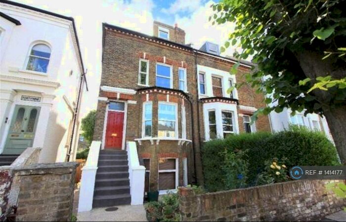 1 Bedroom Flat To Rent In Barry Road, London, SE22