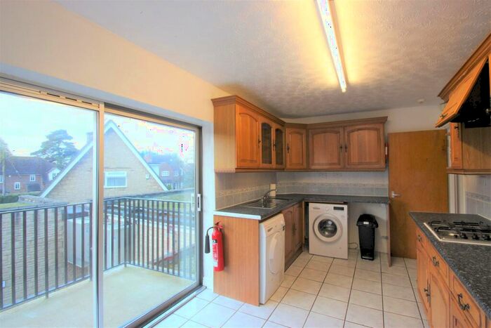 2 Bedroom House To Rent In Cherry Tree Close, Southmoor, Abingdon, Oxon, OX13