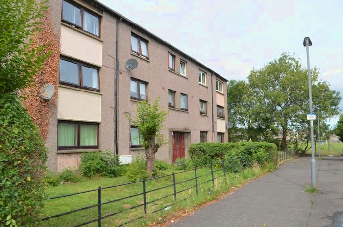 3 Bedroom Flat To Rent In Millburn Street, Falkirk, FK2