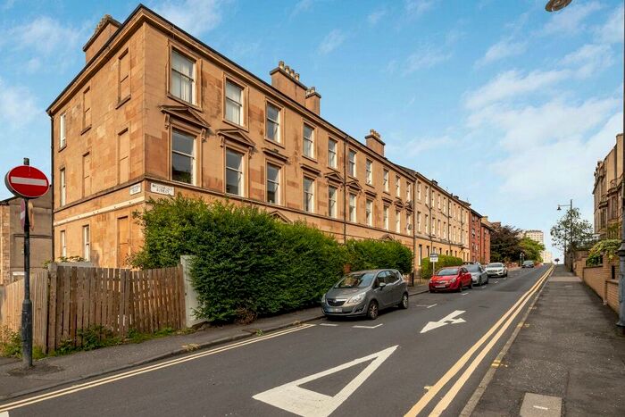 7 Bedroom Flat To Rent In Buccleuch Street, Garnethill, Glasgow, G3
