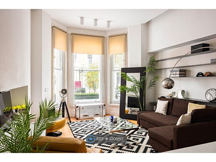 2 Bedroom Flat To Rent In Redcliffe Gardens, London, SW10