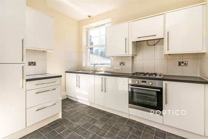 2 Bedroom Flat To Rent In Archway Road, London, N6