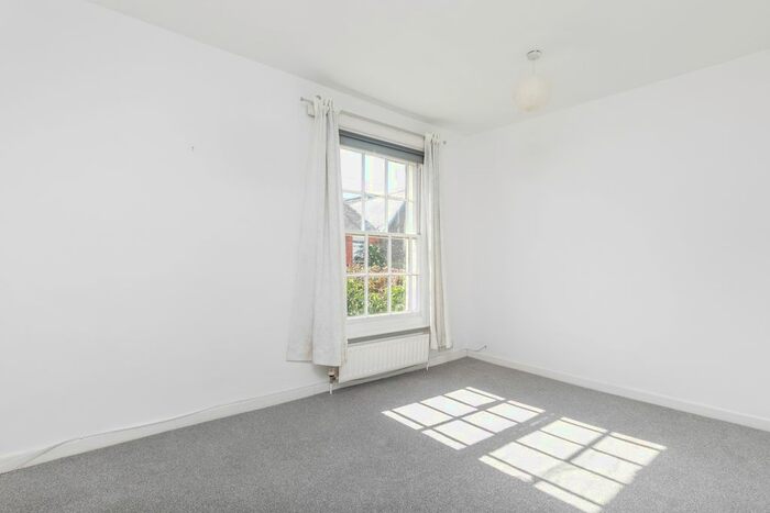 2 Bedroom End Of Terrace House To Rent In Parchment Street, Winchester, SO23