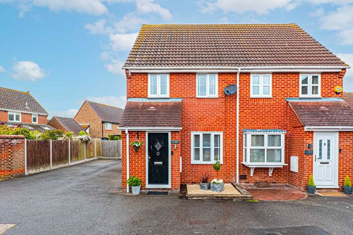2 Bedroom Semi-Detached House For Sale In Shelley Place, Rayleigh, SS6