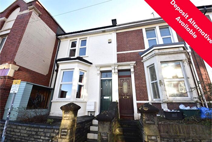2 Bedroom End Of Terrace House To Rent In West Street, Bedminster, Bristol, BS3