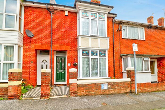 3 Bedroom Terraced House For Sale In Kent Avenue, Ashford, TN24
