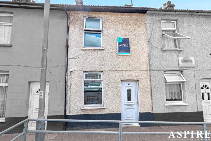 2 Bedroom Terraced House For Sale In London Road, Grays, RM17