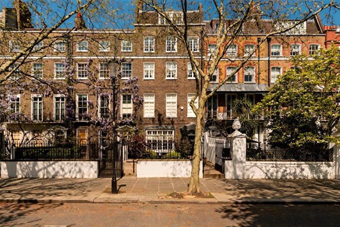 6 Bedroom Terraced House To Rent In Cheyne Walk, Chelsea, SW3