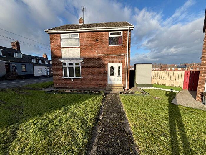 3 Bedroom Semi-Detached House To Rent In Pemberton Bank, Houghton Le Spring, DH5