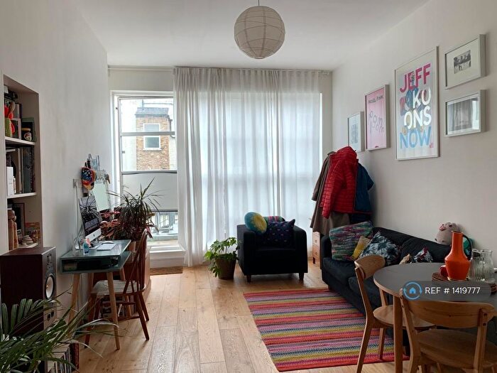 1 Bedroom Flat To Rent In Camberwell, Camberwell, London, SE5