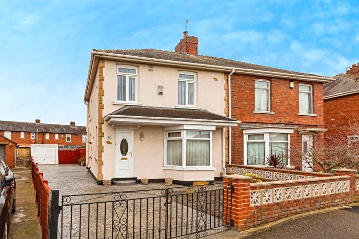 3 Bedroom Semi-Detached House For Sale In Cowpen Lane, Billingham, TS23