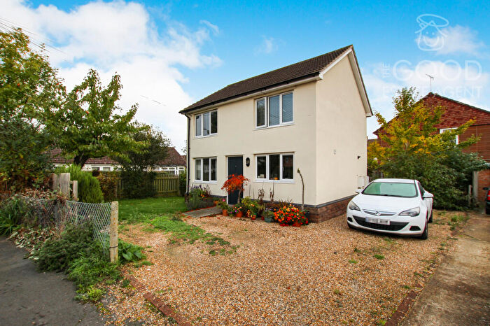 2 Bedroom Detached House To Rent In Queensway, Soham, CB7