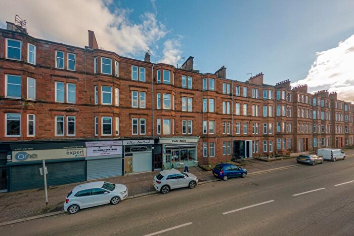 2 Bedroom Apartment For Sale In Clarkston Road, Muirend, Glasgow, G44