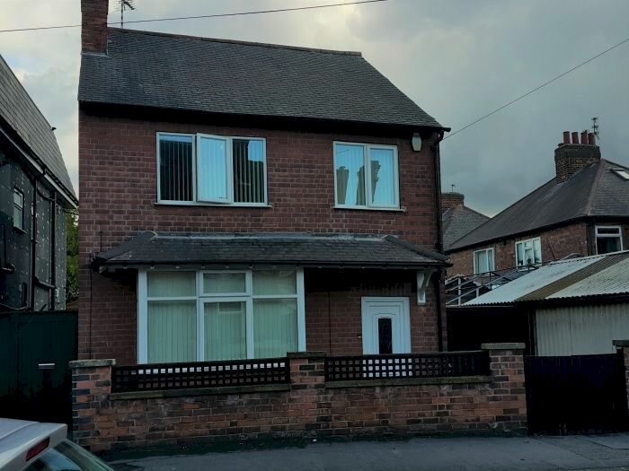 4 Bedroom Detached House To Rent In , Montpelier Road, Nottingham, NG7