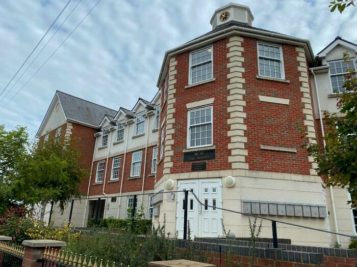 2 Bedroom Apartment To Rent In Crown Hill, Rayleigh, Essex, SS6
