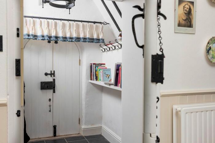 4 Bedroom Detached House For Sale In St. Just In Roseland, Truro, TR2