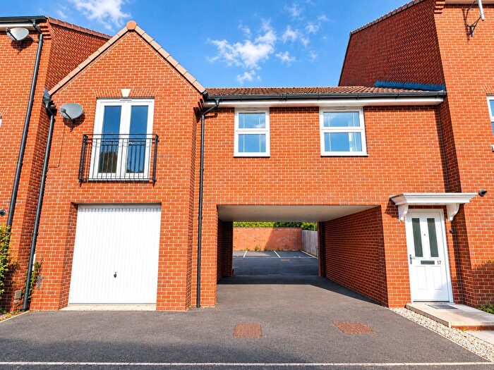 2 Bedroom Flat For Sale In Hen And Chickens Field, Wincanton, Somerset, BA9