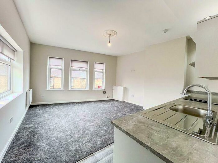 2 Bedroom Flat To Rent In Darwen Road, Bromley Cross, Bolton, BL7
