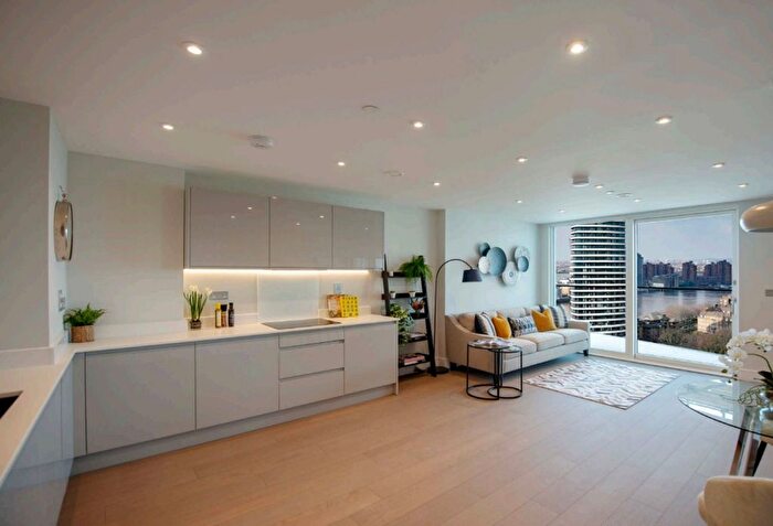 2 Bedroom Flat For Sale In Apt B Vision Point, Battersea, SW11