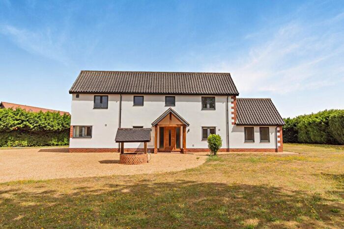 5 Bedroom Detached House For Sale In Kenninghall Road, East Harling, Norwich, NR16