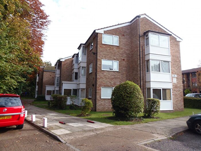 2 Bedroom Flat To Rent In Vincent Road, Leagrave, Luton, LU4