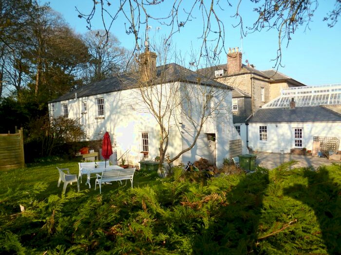 1 Bedroom Flat To Rent In Rosehill, Penzance, TR20