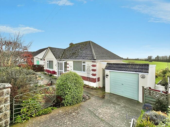 2 Bedroom Detached Bungalow For Sale In Abbey Close, Axminster, EX13