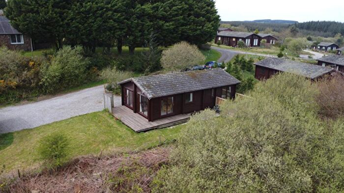 3 Bedroom Chalet For Sale In Woolsery, Bideford, EX39