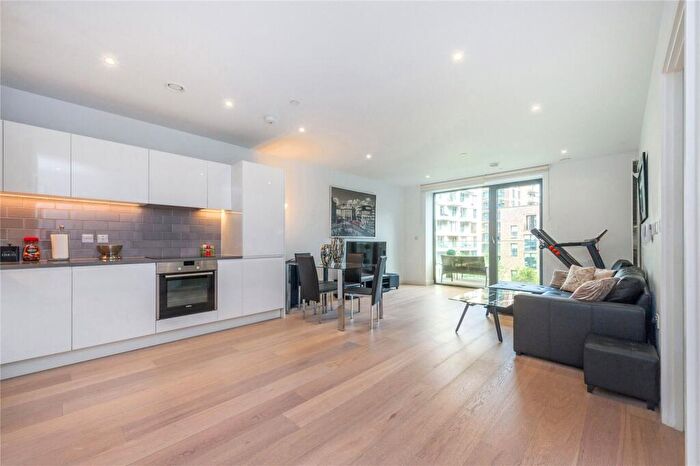 1 Bedroom Flat For Sale In Flotilla House, Cable Street, E16