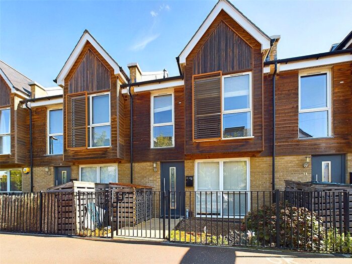 4 Bedroom Terraced House To Rent In Third Cross Road, Twickenham, TW2