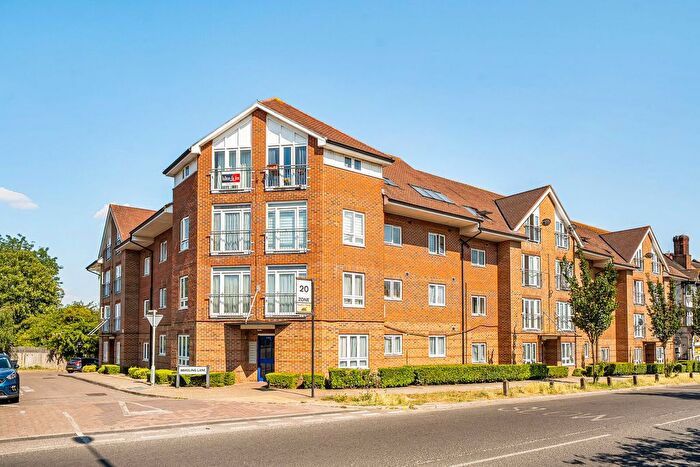 2 Bedroom Flat For Sale In Wakeling Lane, North Wembley, Wembley, HA0