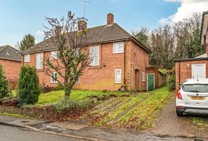 3 Bedroom Semi Detached House For Sale In Betenson Avenue, Sevenoaks, Kent, TN13