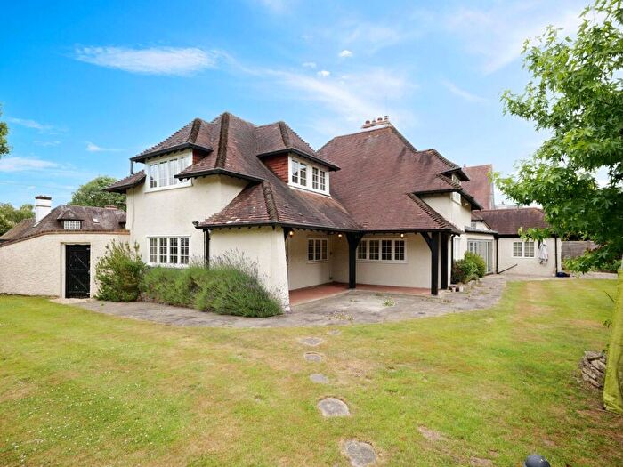 5 Bedroom Detached House For Sale In Partridge Road, Brockenhurst, SO42