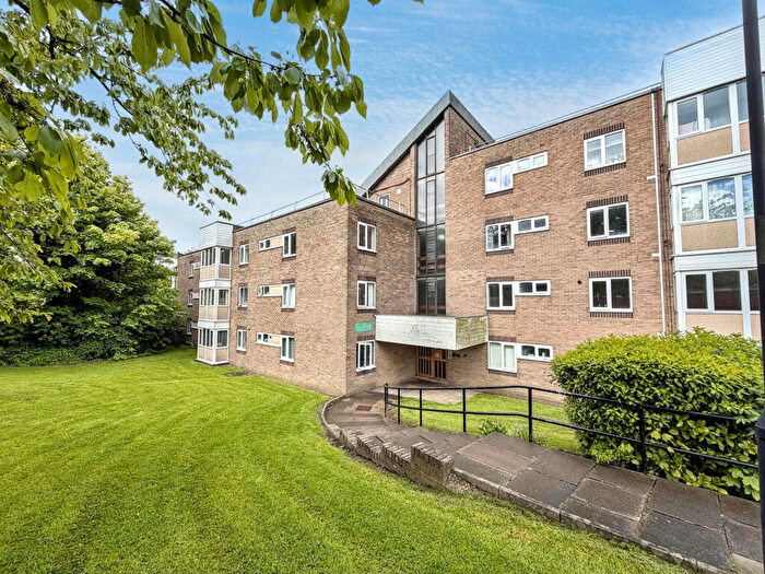 2 Bedroom Apartment To Rent In Garth Thirtythree, Killingworth, Newcastle Upon Tyne, Tyne And Wear, NE12