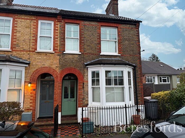 3 Bedroom End Terrace House For Sale In Weight Road, Chelmsford, CM2