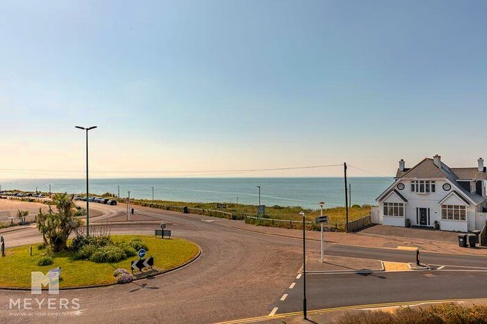 2 Bedroom Flat To Rent In Southbourne Overcliff Drive, Bournemouth, BH6