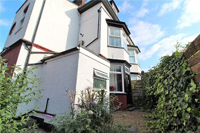 1 Bedroom Flat To Rent In Chatsworth Road, Croydon, CR0