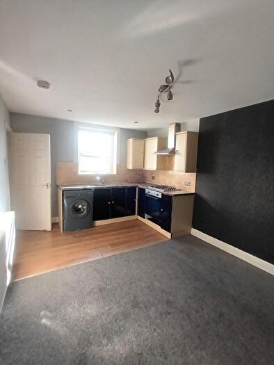 1 Bedroom Flat To Rent In New Hall Lane, Preston, PR1