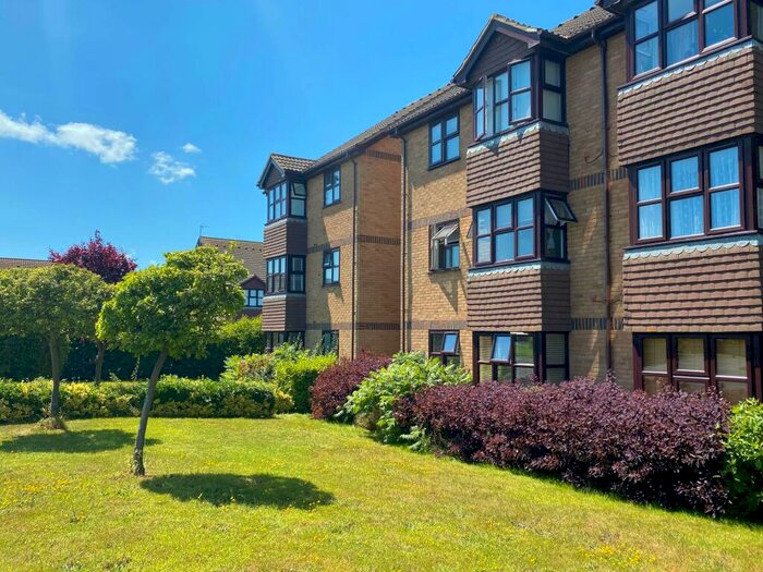 1 Bedroom Flat To Rent In Snowdon Close, Langney, BN23